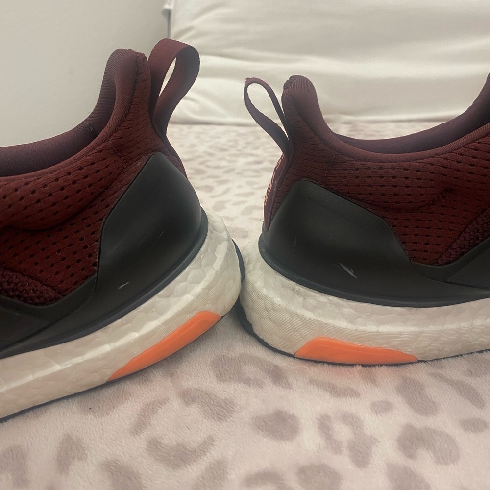 Adidas Ultraboost- Manchester View 4